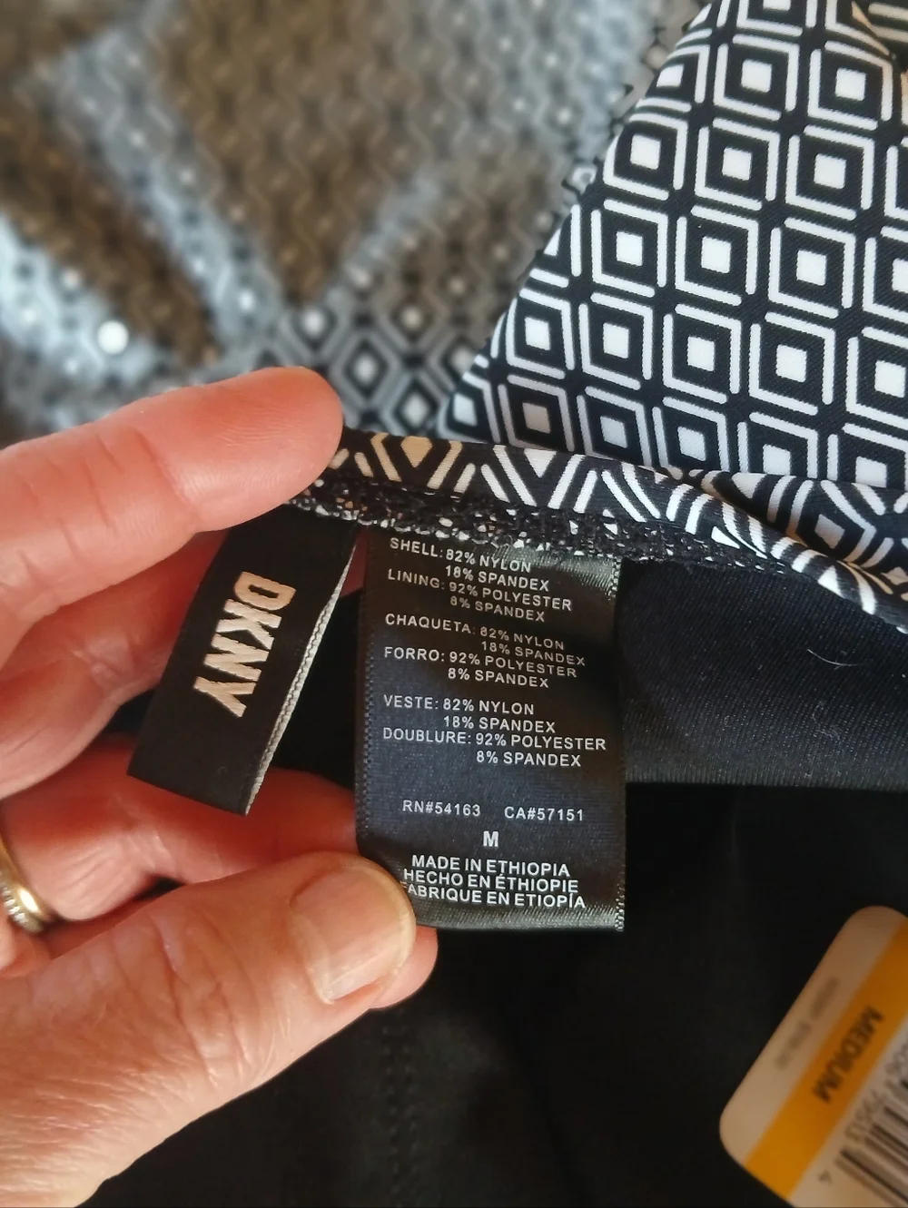 DKNY Black & White Diamond Print Swimsuir Medium - Picture 7 of 9